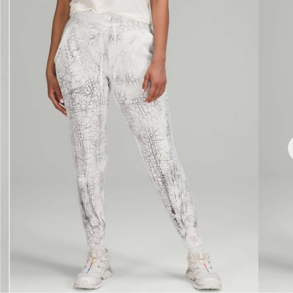 Lululemon Warm Down Jogger Thread Dye Mid Rise Size 12